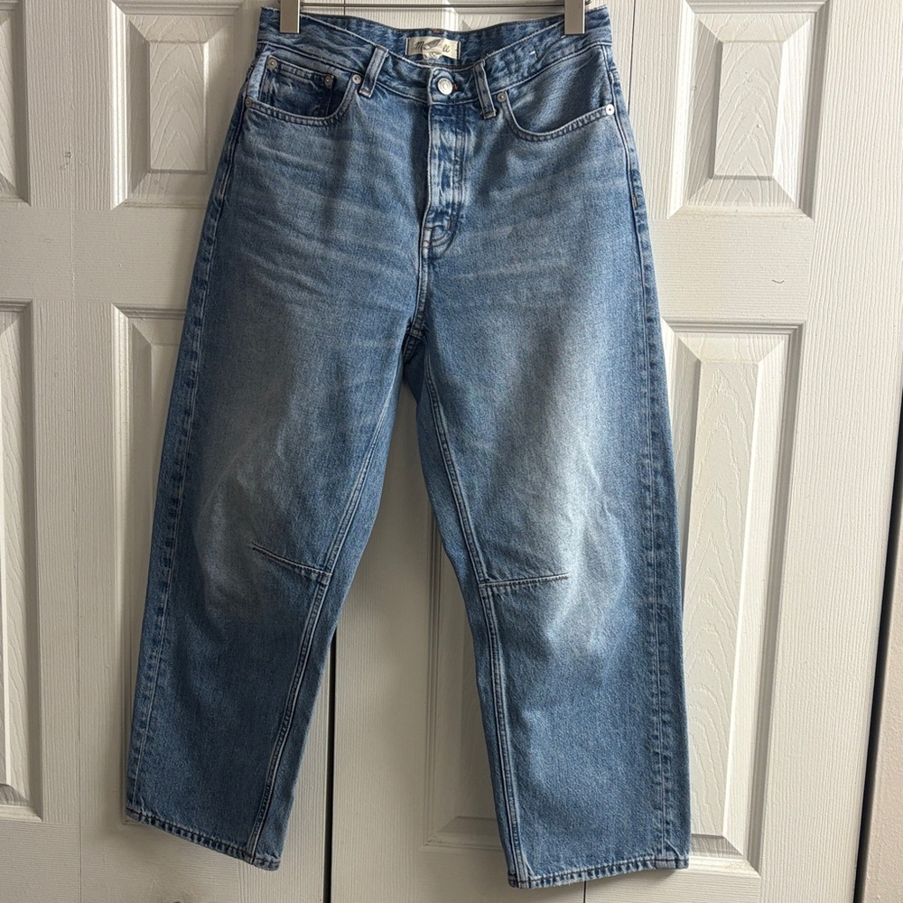 Women’s curvy darted barrel jeans